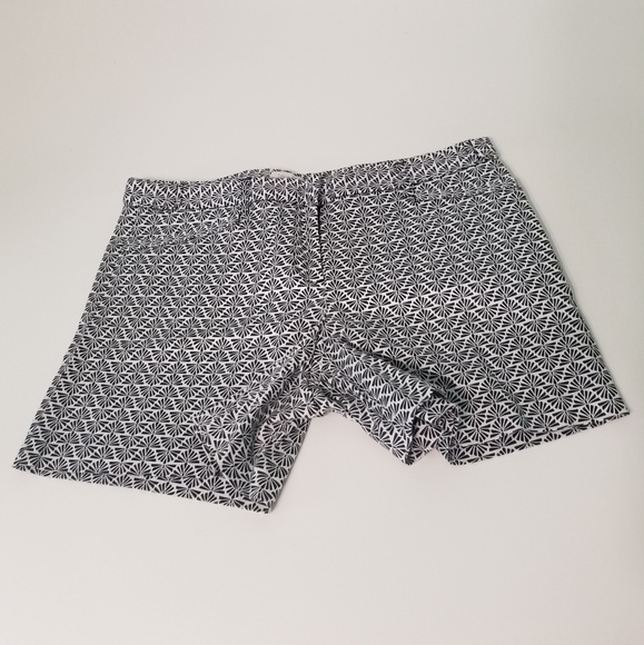 🕶️ Laundry size 6 shorts - Picture 6 of 7